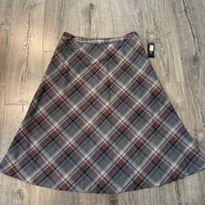 Jones New York Gray red brown Knee-Length A-Line Skirt size 12 women NWT